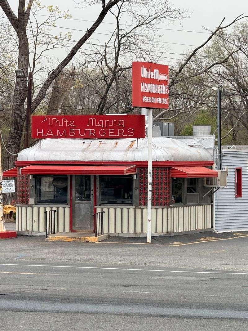 River Street's Little Time Capsule