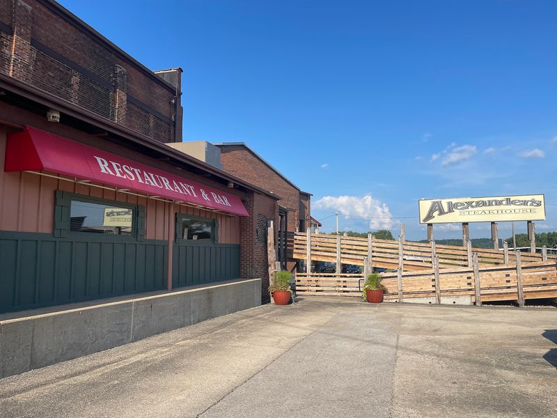 River Views And Marina Backdrops