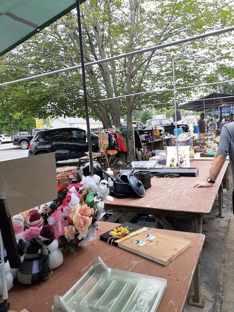 Riverside Flea Market, Lisbon, Maine