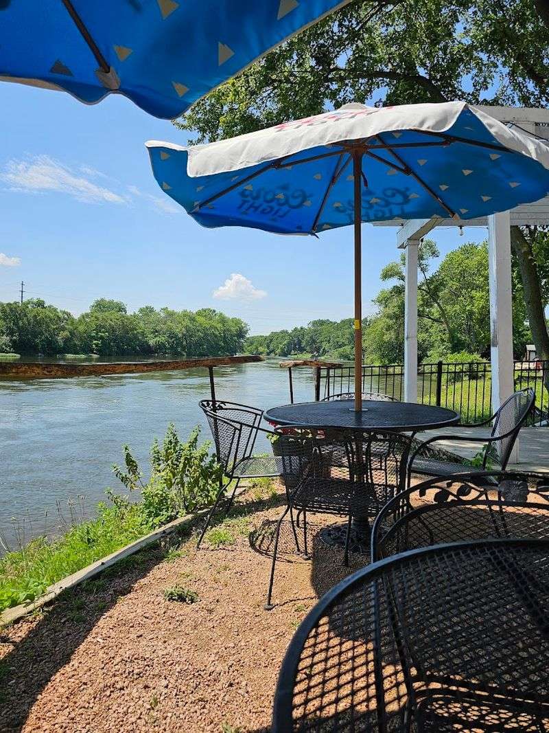 Riverside Views