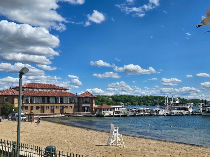 Riviera Beach, Lake Geneva