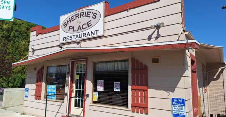 Road-Trip-Worthy Wyoming Cafés Serving Frontier-Style Morning Comfort