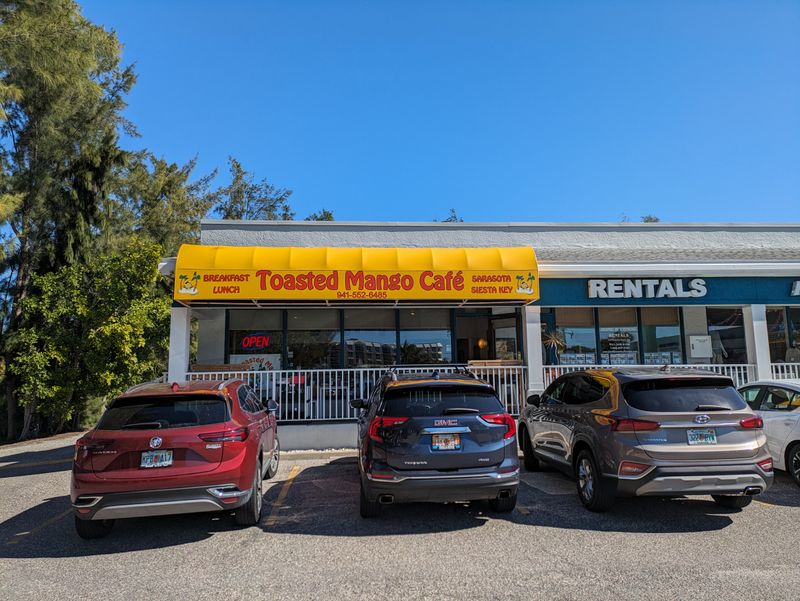 Toasted Mango Cafe (Holmes Beach)