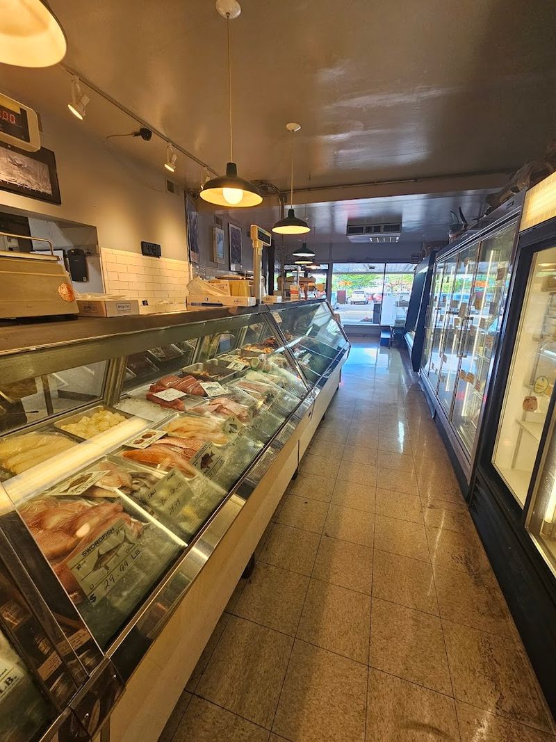 Heller's Seafood - Warrington