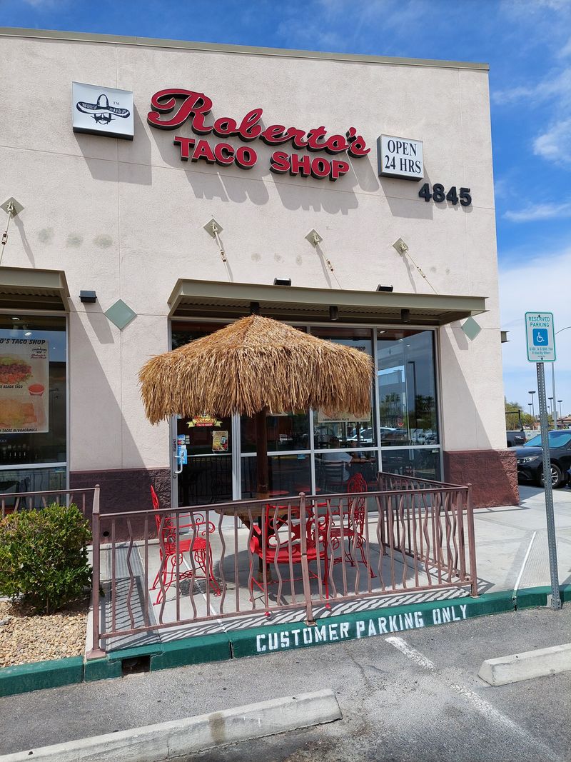 Roberto’s Taco Shop