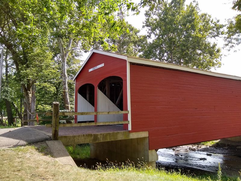 Roberts Bridge, Eaton