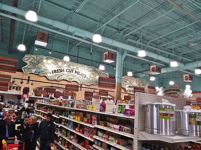 E & L Supermercado, Detroit