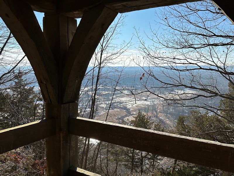 High Point Trail at Mississippi Palisades