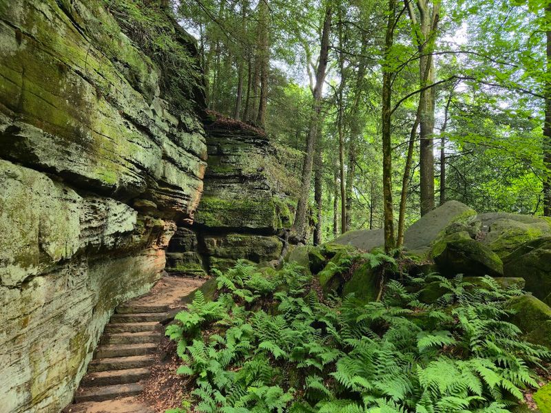 Ledges Trail, Cuyahoga Valley National Park, Peninsula, Ohio