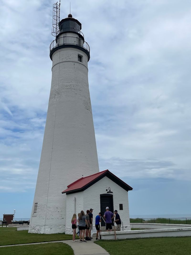 Lighthouses That Feel Lived In, Not Staged