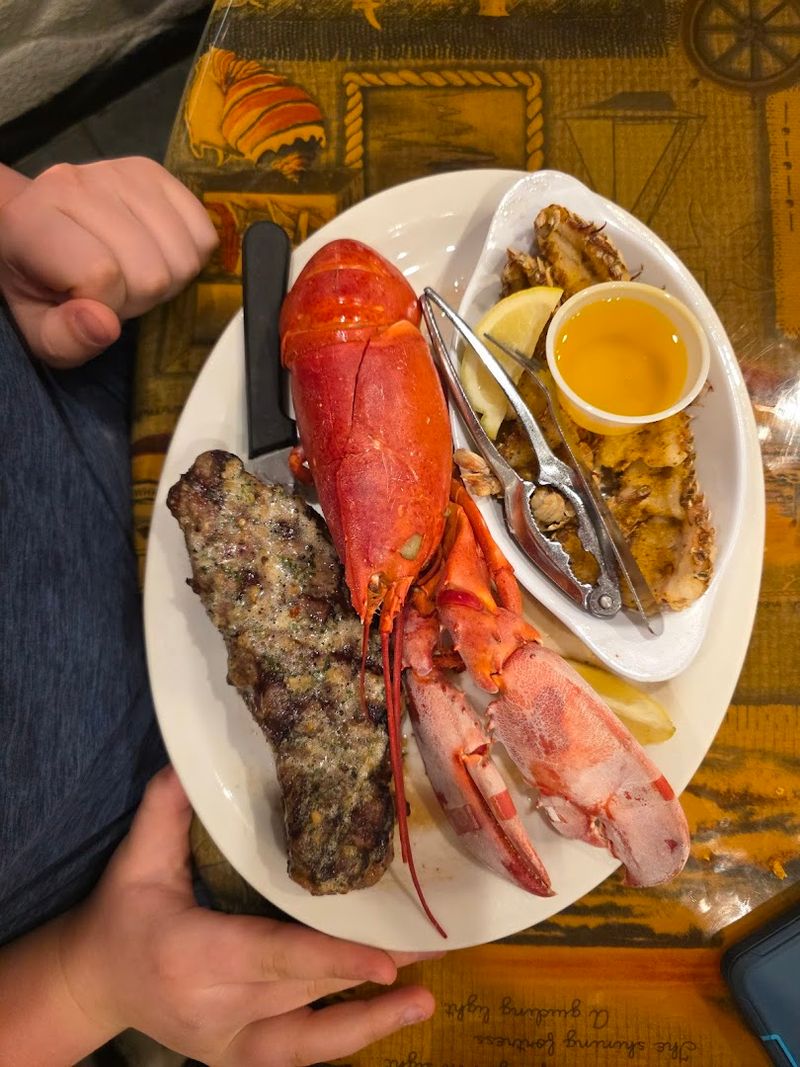 A Seafood Menu That Goes Way Beyond Shrimp