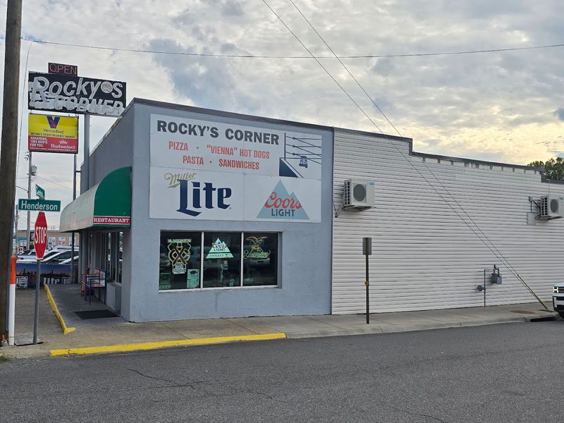 Rocky's Corner, Hot Springs