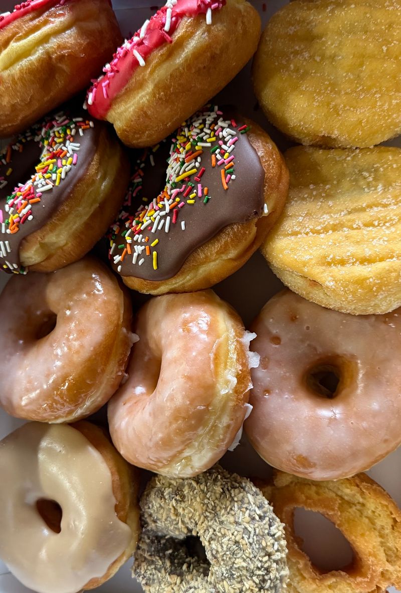 Roll N Donut, Belvidere, IL Roll N Donut, Belvidere, IL