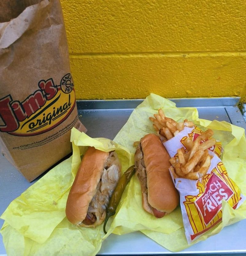 Jim's Original – Maxwell Street Polish With Onions And Sport Peppers