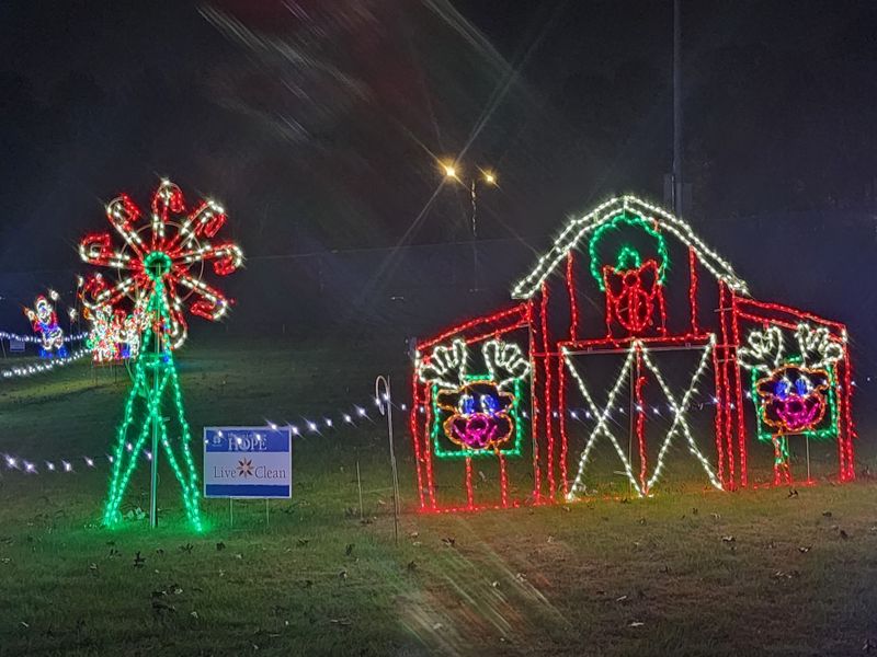 Woodstock — Christmas Jubilee & Parade of Lights (Downtown Woodstock area) — 12453 Hwy 92
