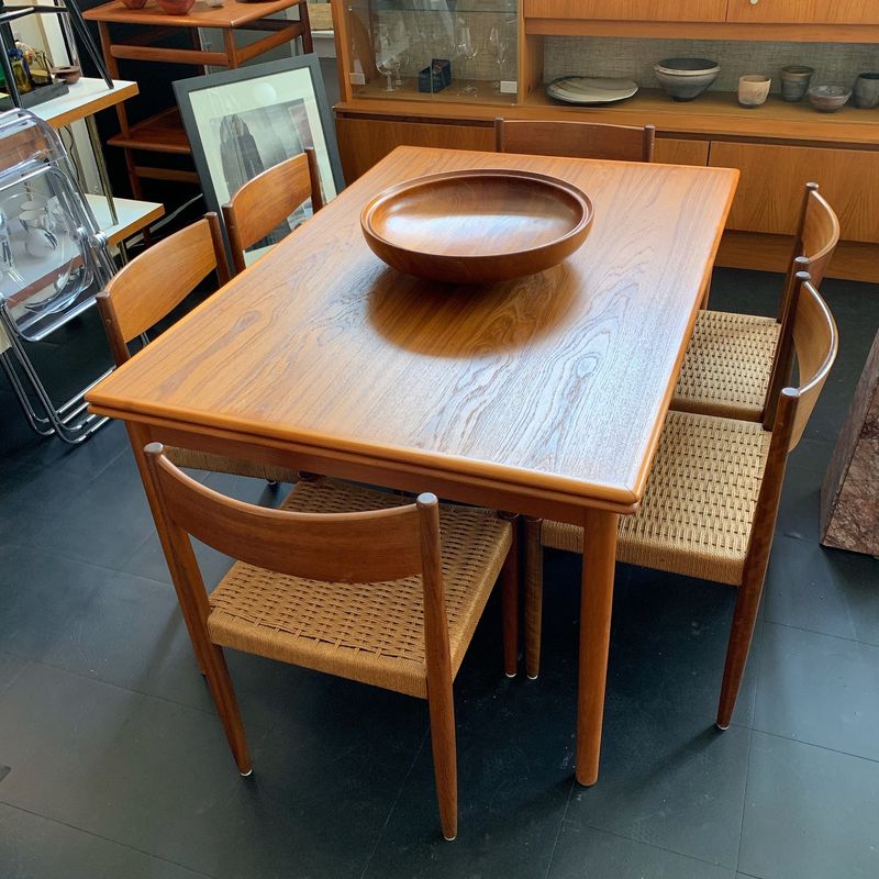 Rook Modern, Tremont
