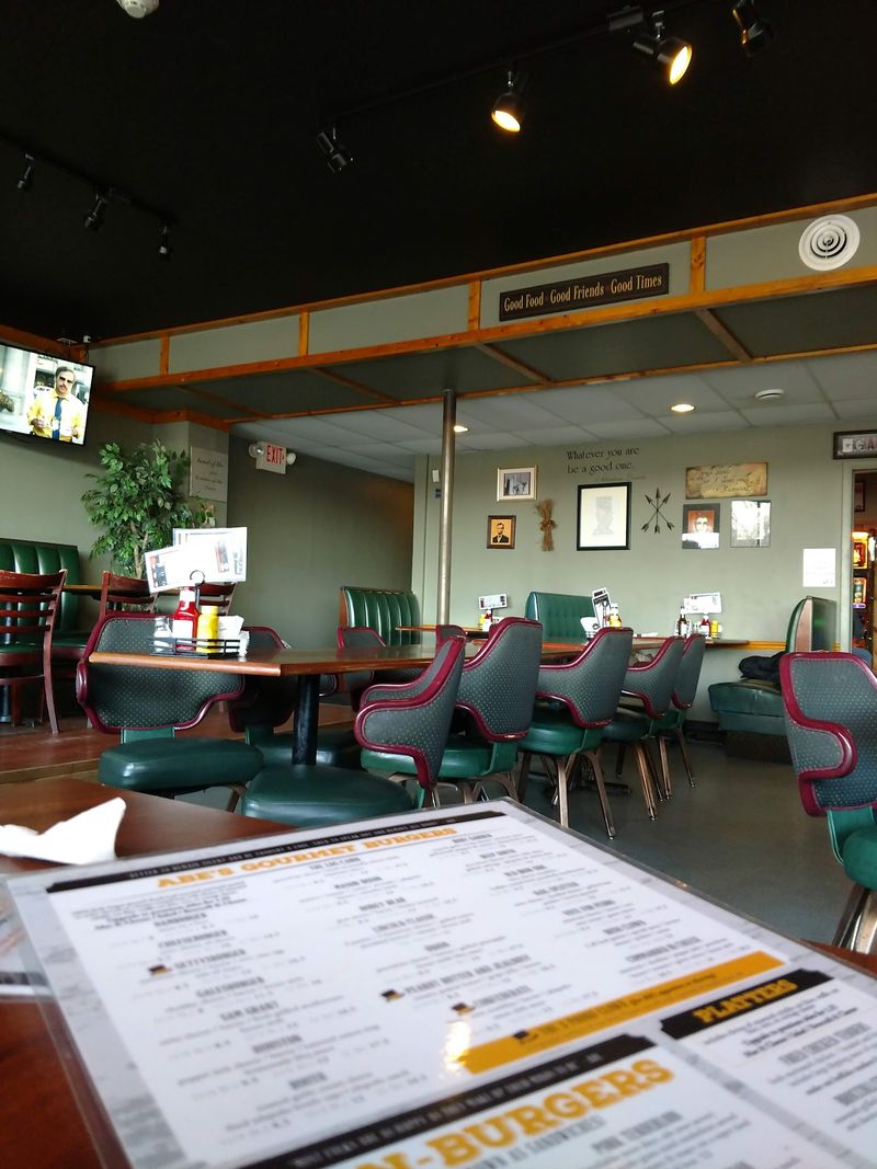 Room For Jeep Clubs, Grandkids, And Date Night