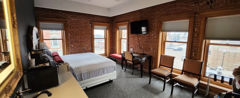 Rooms That Balance History With Real Comfort