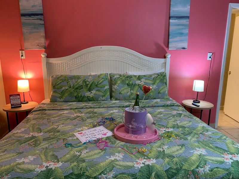 Rooms That Nail The Retro Beach Vibe