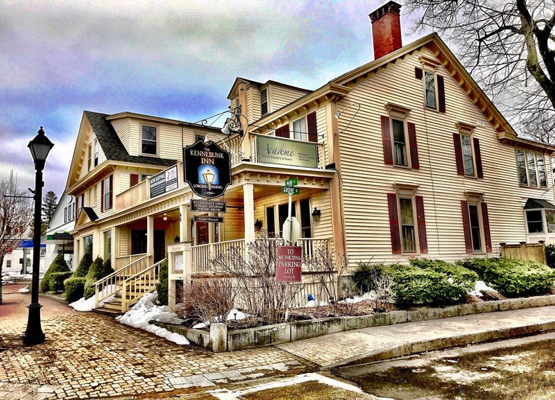 Rooms With Old Inn Charm