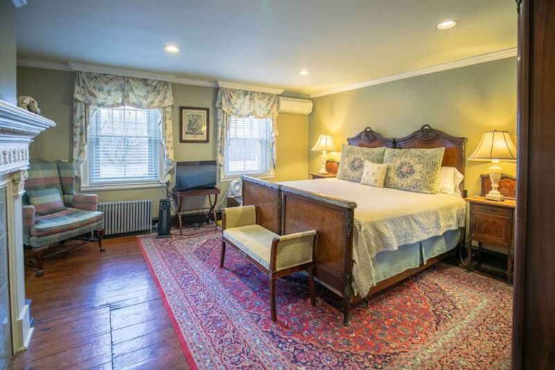 Rooms With Victorian Charm and Modern Comfort
