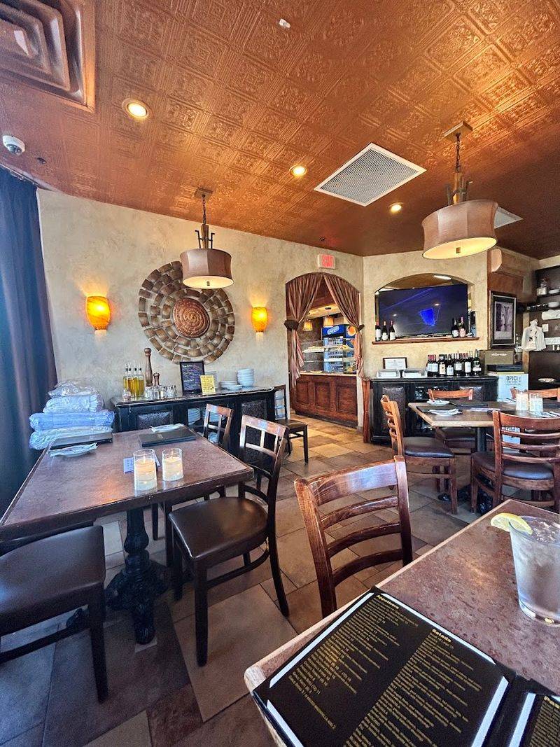 La Famiglia Pizza & Pasta