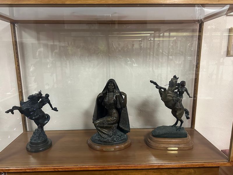 The Ghost In The White Dress And Other Unexplained Encounters