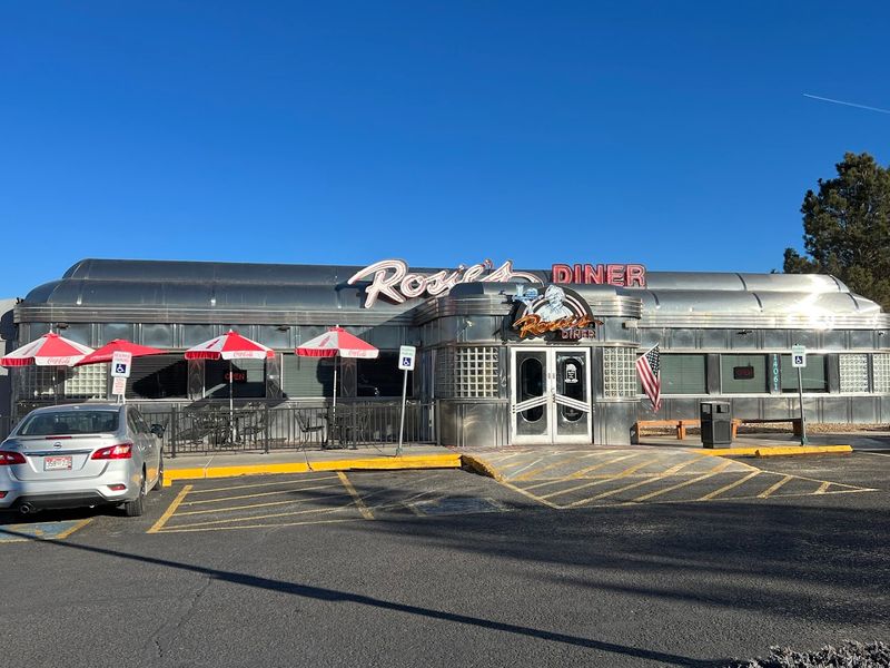 Rosie's Diner Aurora Has Thousands Of Fans And Counting Rosie's Diner Aurora Has Thousands Of Fans And Counting