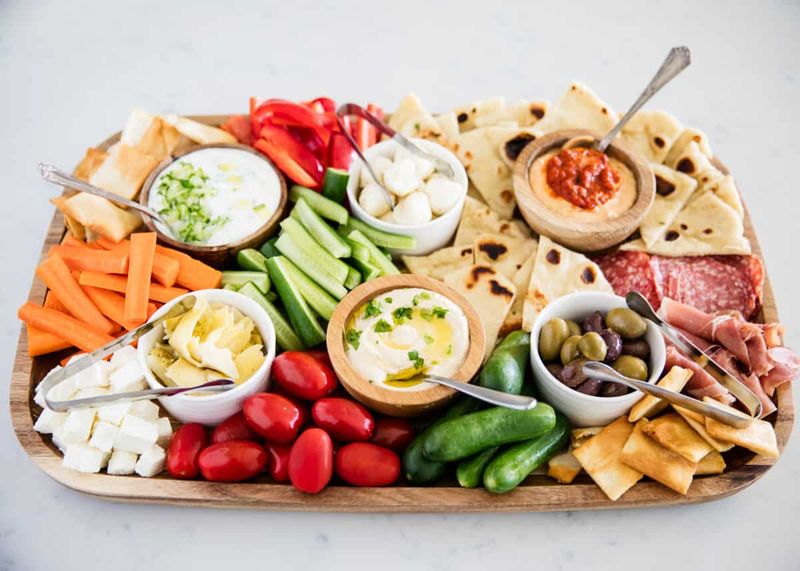 No-Cook Mediterranean Platter