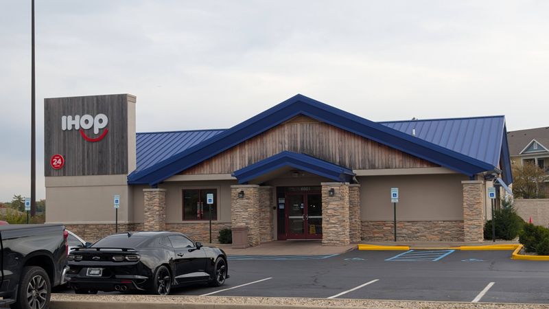 IHOP — 6901 W. 38th St, Indianapolis