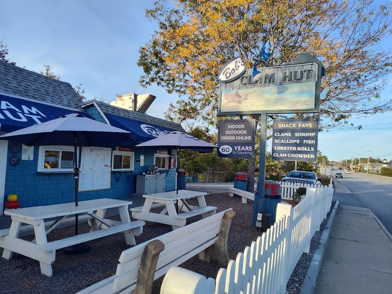 Route 1’s Clam Stop Route 1’s Clam Stop