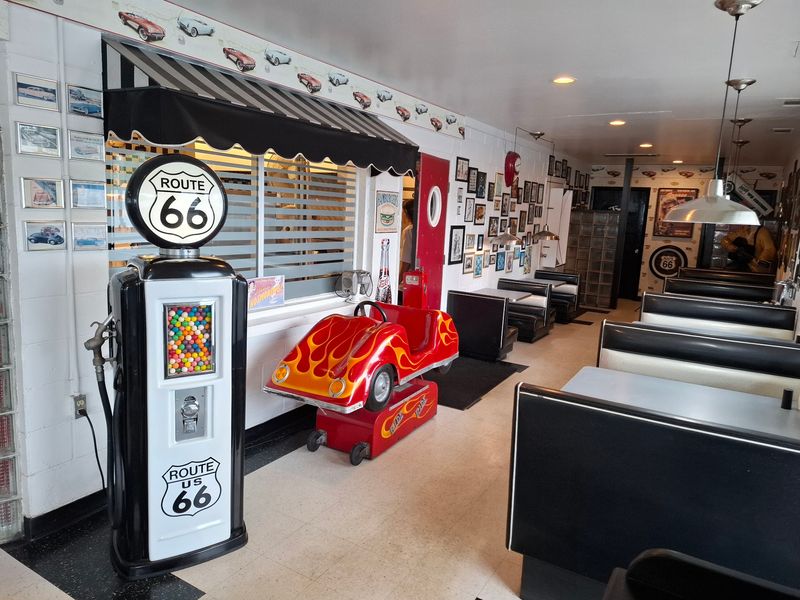 Route 66 Polk-A-Dot Drive In, Braidwood, IL