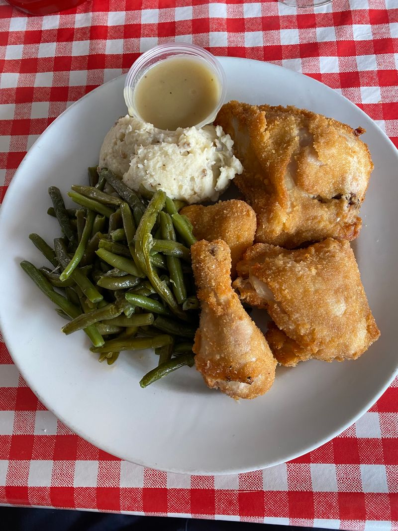 Fried Chicken That Owns The Spotlight