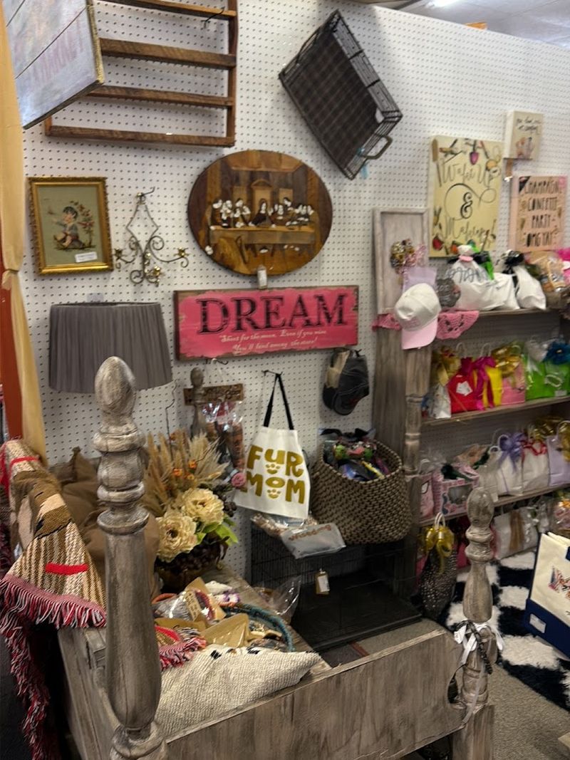 Rows Of Vintage Finds Under One Roof Rows Of Vintage Finds Under One Roof