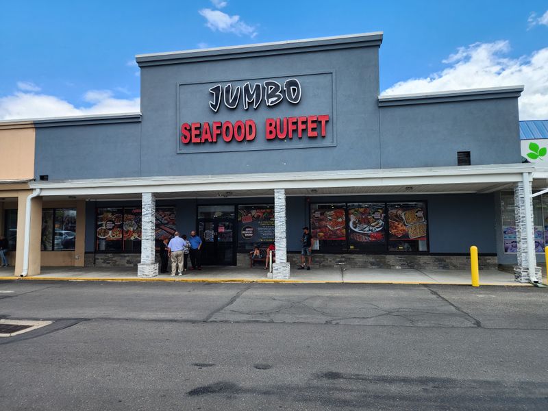 Jumbo Seafood Buffet — Feasterville-Trevose, Pennsylvania