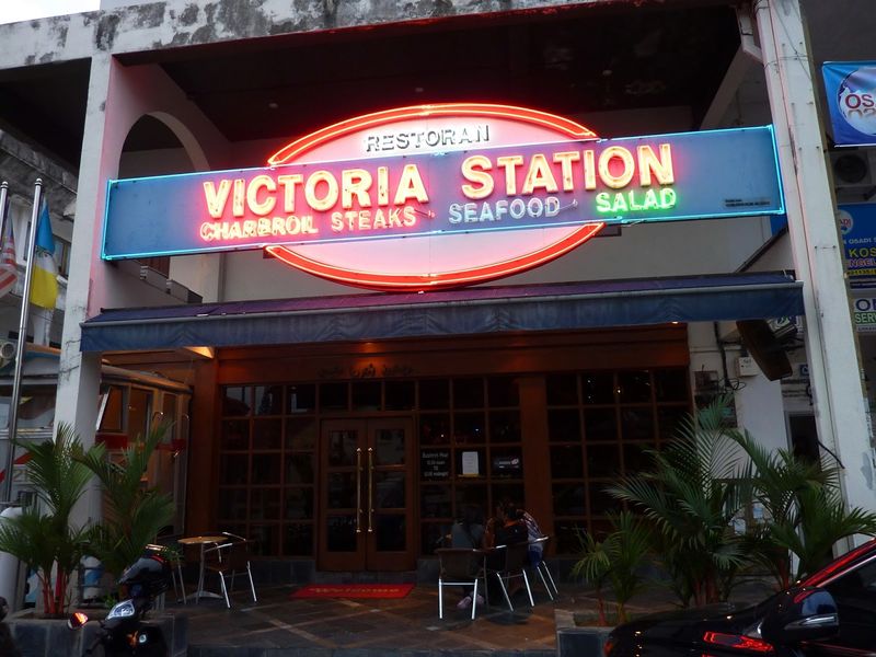 Victoria Station: Derailed Dining Experience