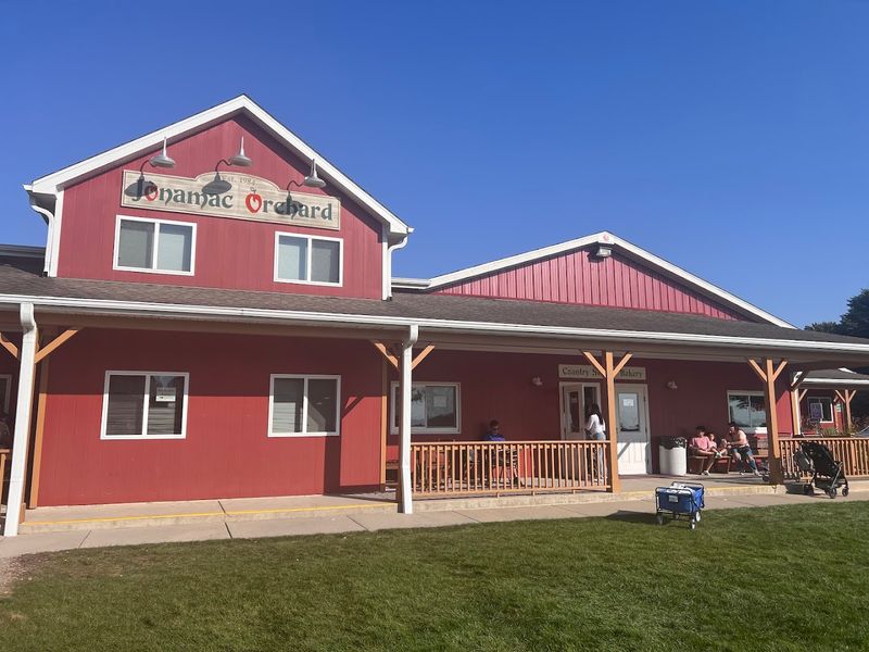 Jonamac Orchard - Malta, IL