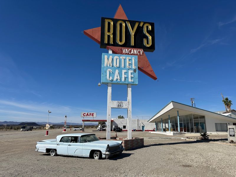 Roy's Motel And Cafe 