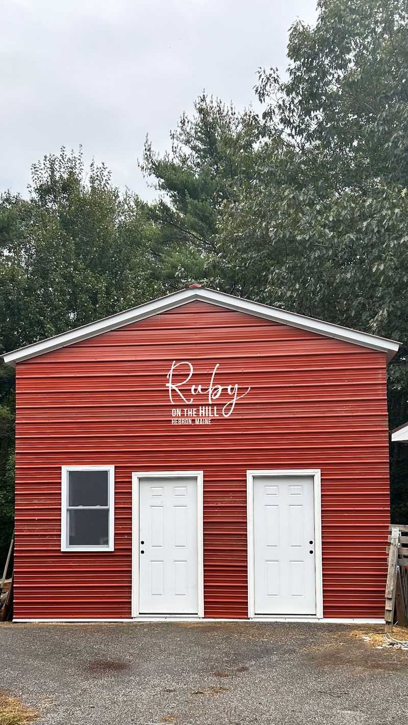 Ruby On The Hill - Maine Sourdough Bakery, Hebron