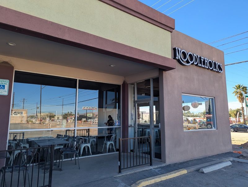 Noodleholics, Tucson