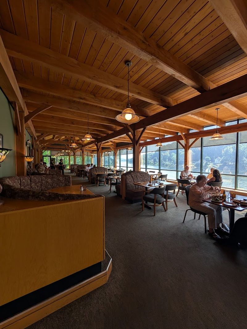 Service That Actually Pays Attention