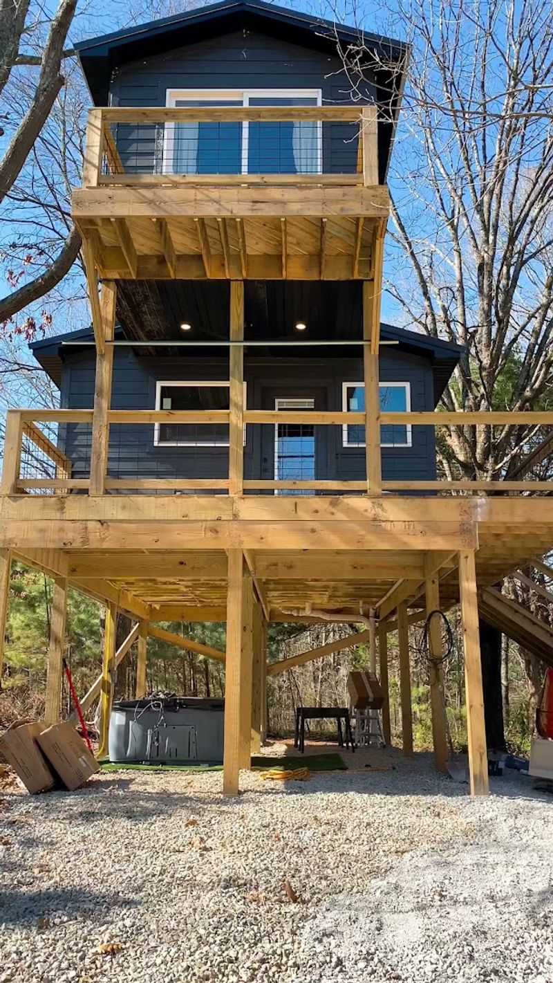 Rustic Cabins Made For Unwinding