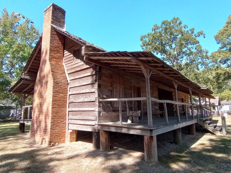 Rustic Cabins With Local History Rustic Cabins With Local History