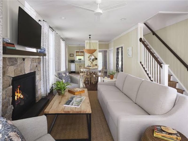 Rustic-Chic Cottages With Kitchens And Fireplaces Rustic-Chic Cottages With Kitchens And Fireplaces