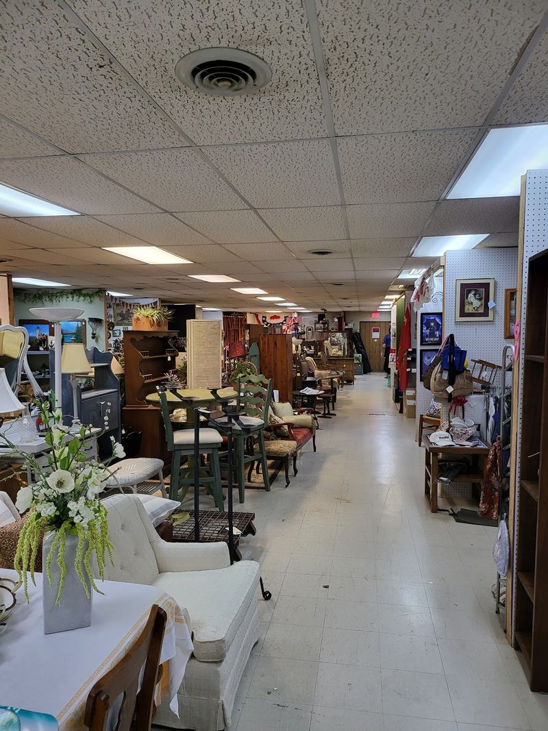 Rusty Rooster Flea Market & Antique Mall, Mountain Home