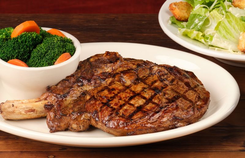 Texas Roadhouse: Affordable Excellence