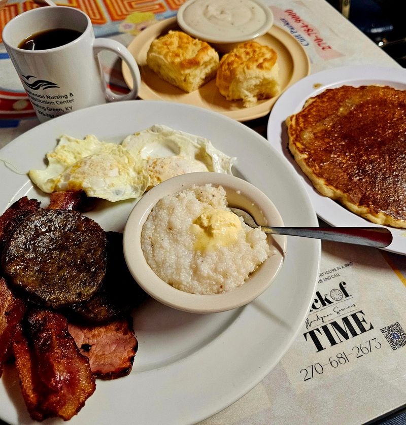 Lisa’s Fifth Street Diner, Bowling Green