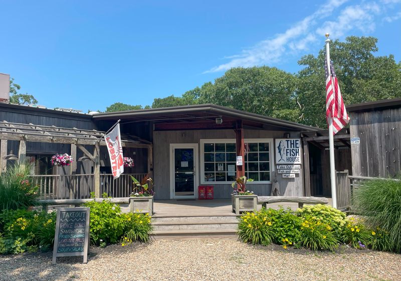 The Fish House Restaurant & Seafood Market