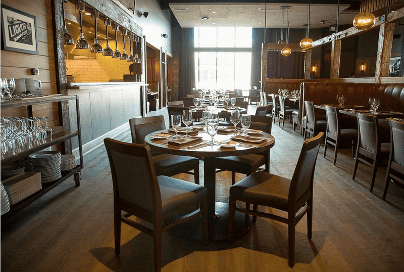 Oak Steakhouse - Avalon's Farm-to-Table Masterpiece