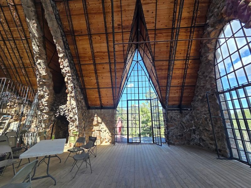 A Mid-Visit Surprise: Music, Animals, and Chainsaw Art